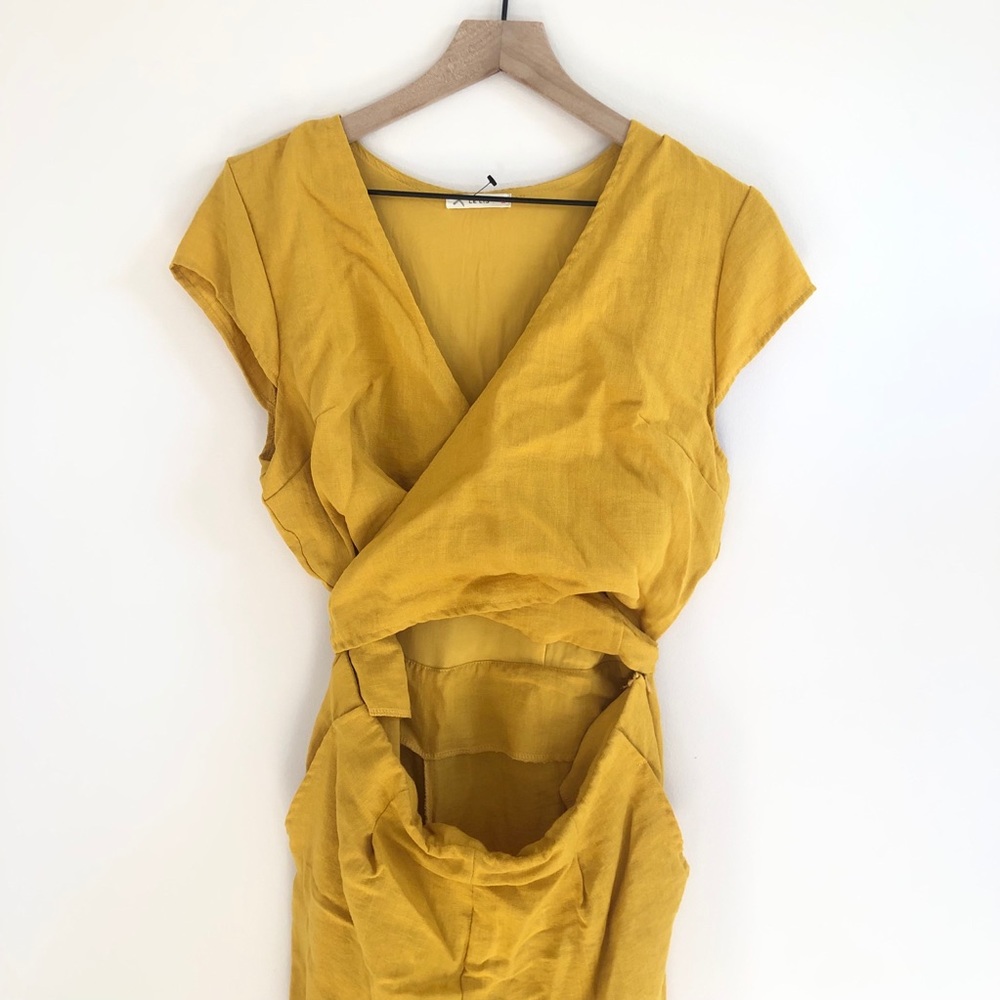 Mustard Linen Tie Back Long Jumper - Picture 2 of 9